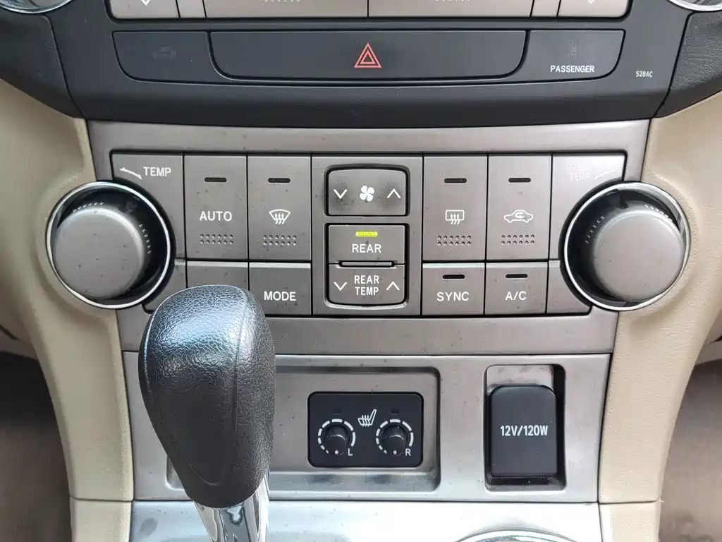 TOYOTA HIGHLANDER 2009