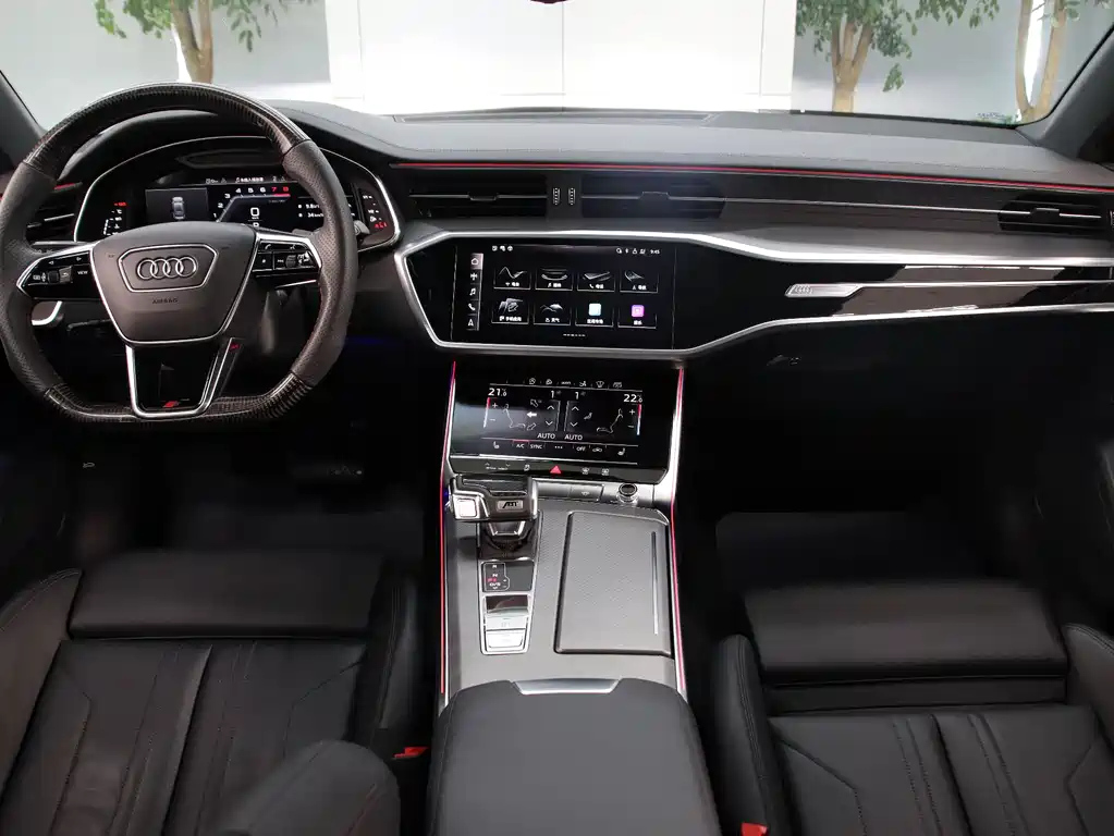 AUDI A7 2022