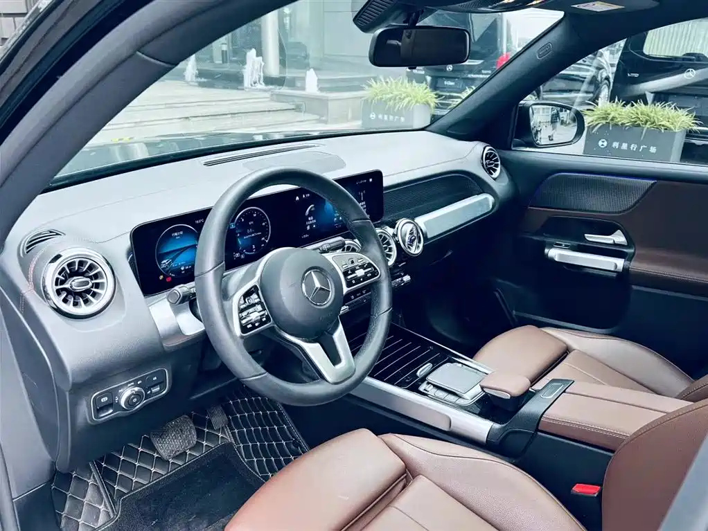 MERCEDES BENZ GLB 2022