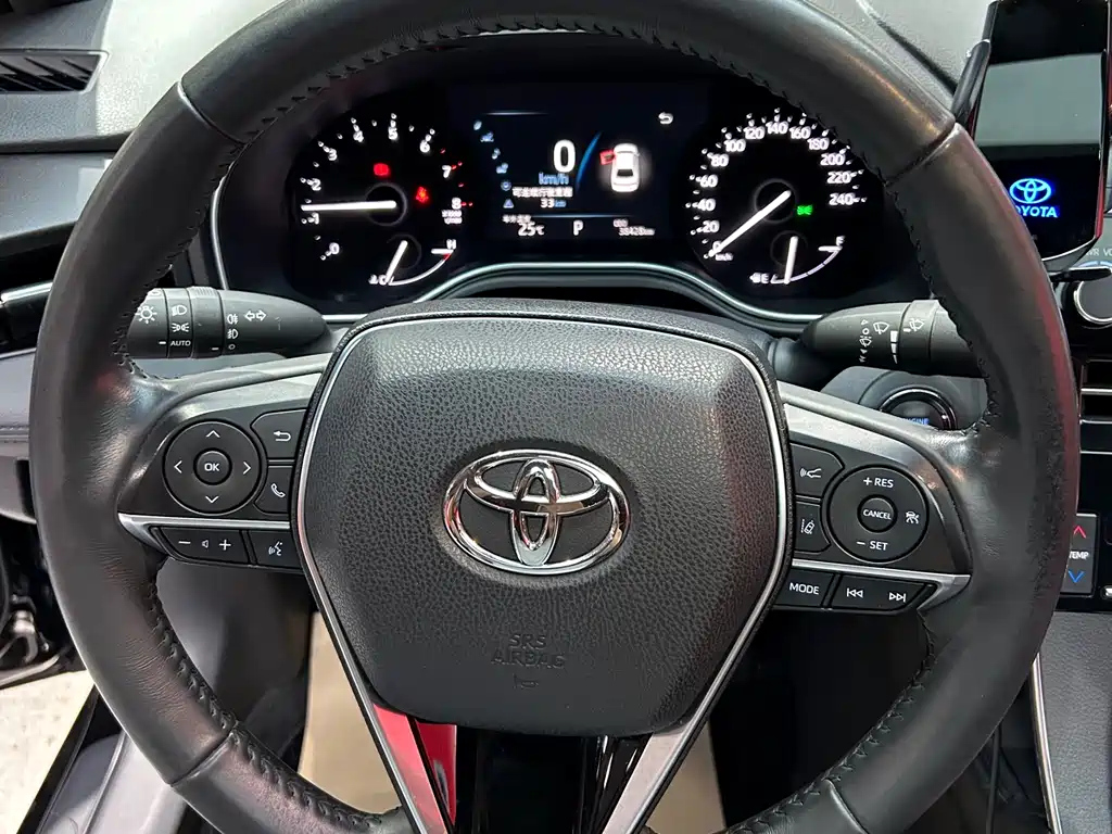 TOYOTA AVALON 2021