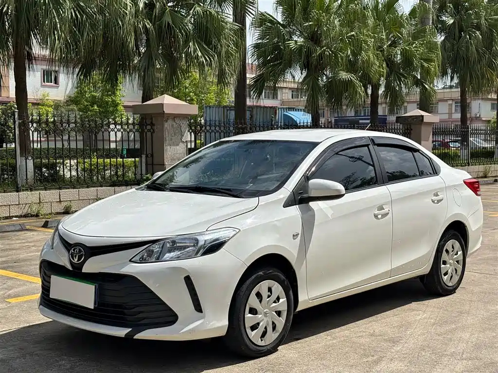 TOYOTA VIOS