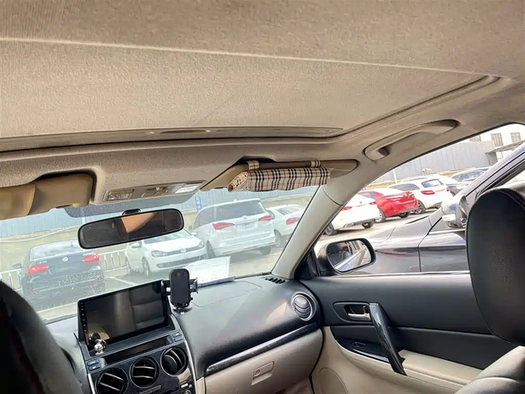 MAZDA 6 2011