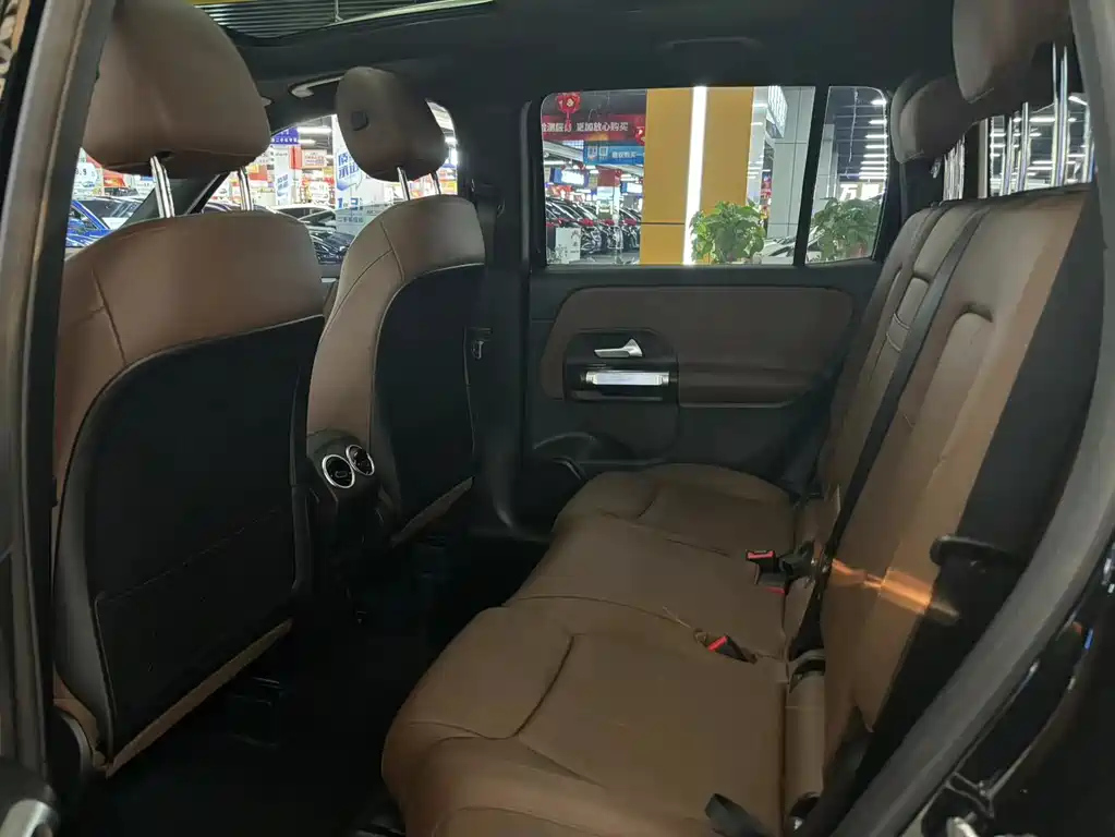 MERCEDES BENZ GLB 2022