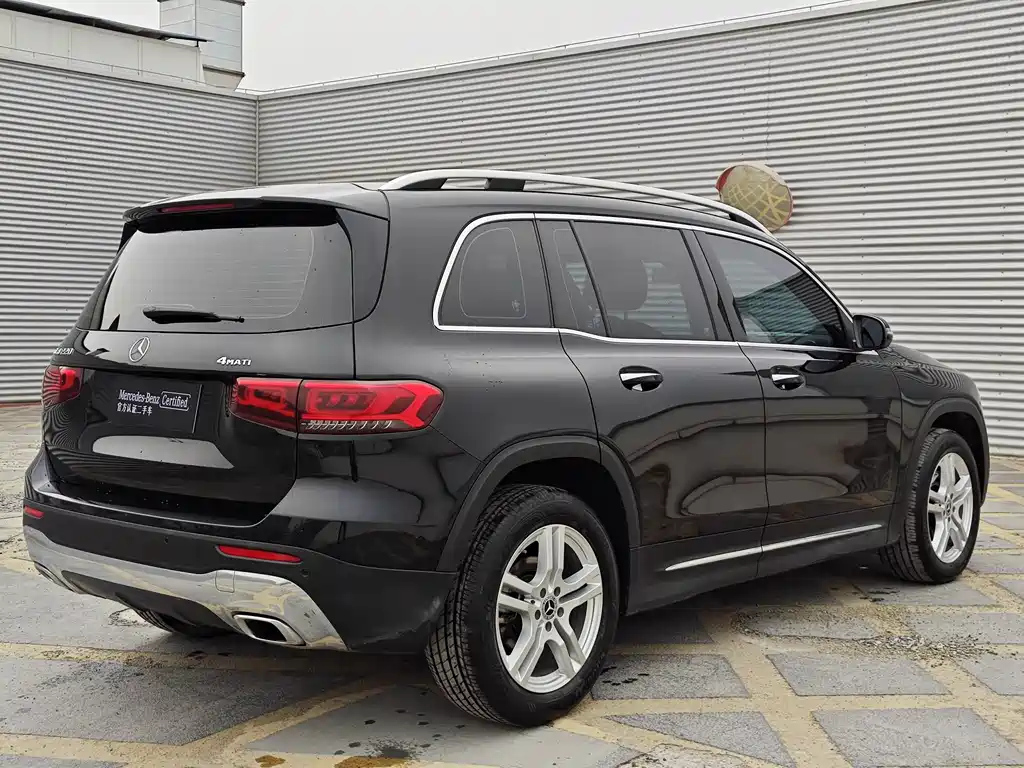 MERCEDES BENZ GLB 2022