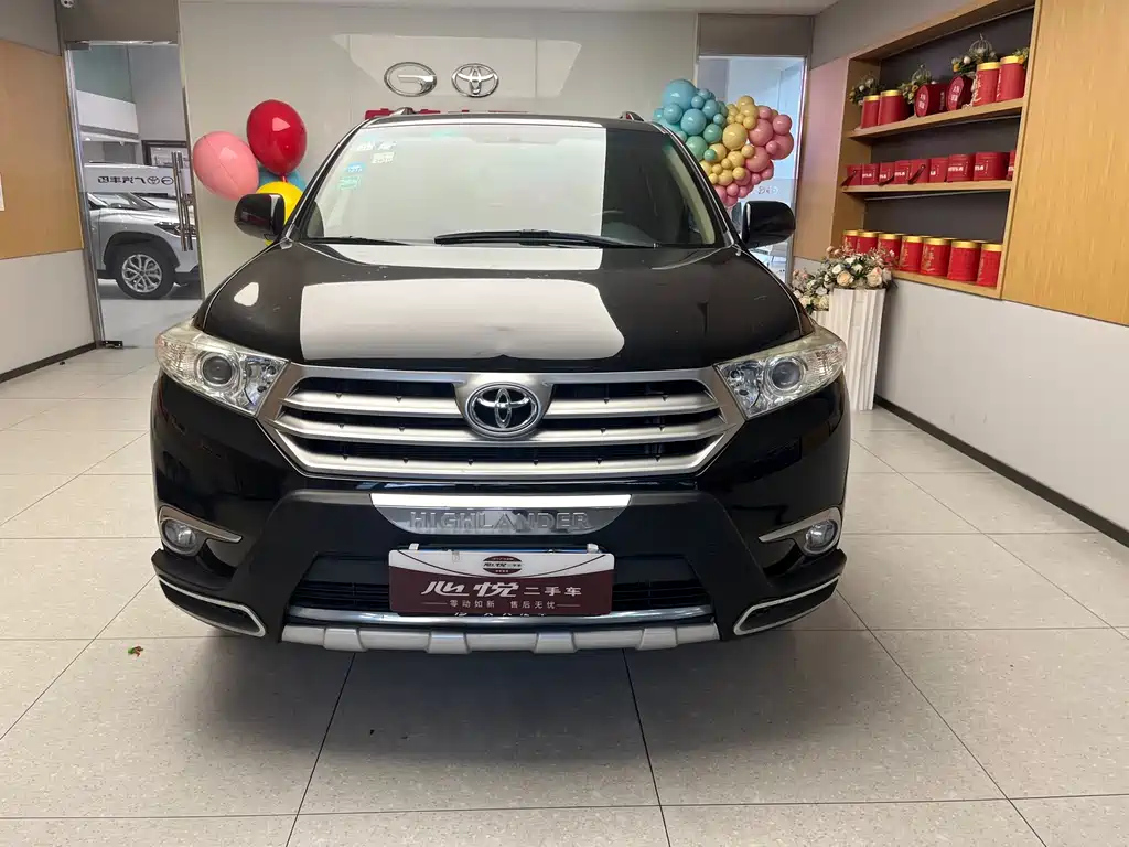 TOYOTA HIGHLANDER 2012