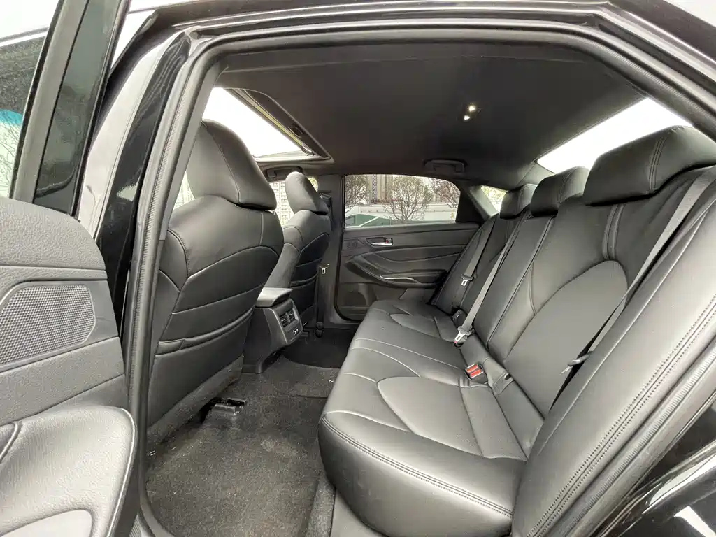 TOYOTA AVALON 2021