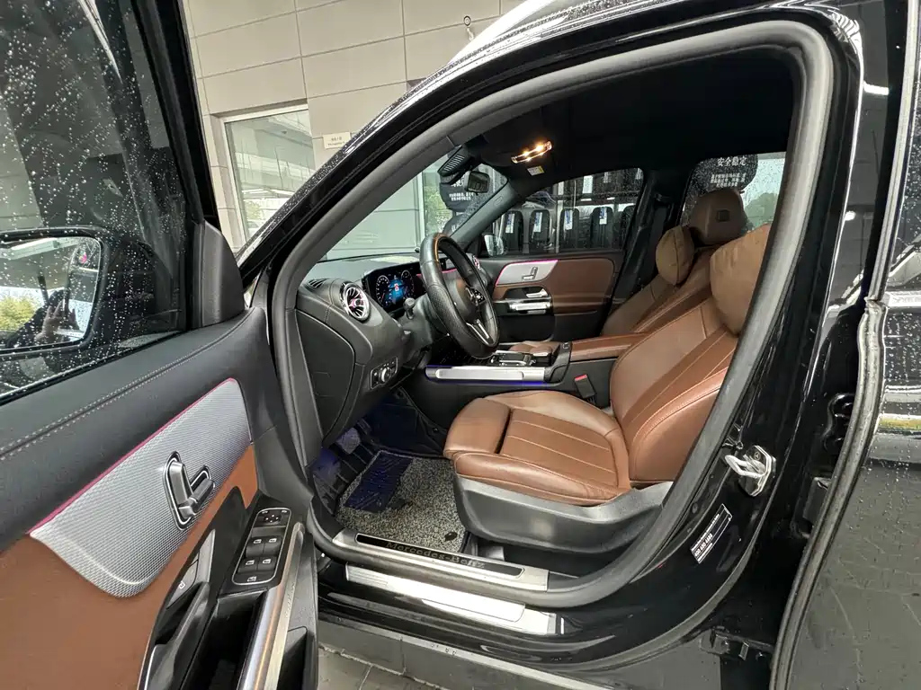 MERCEDES BENZ GLB 2022