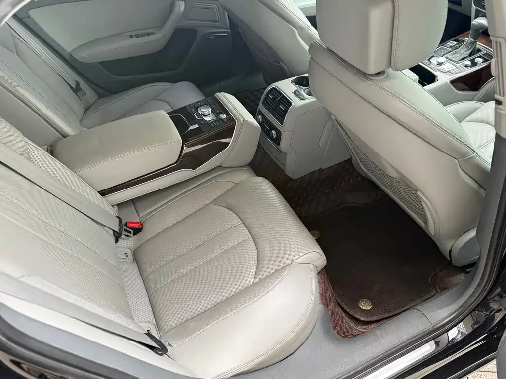 AUDI A6L 2014