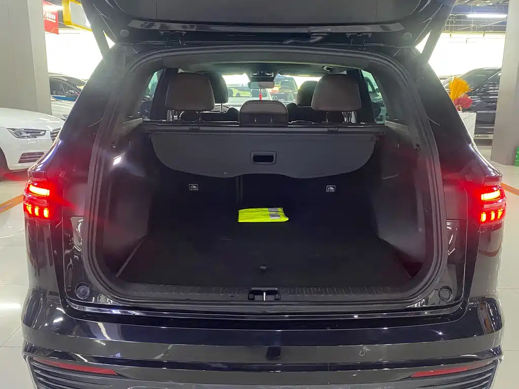 GEELY AUTO MONJARO 2022