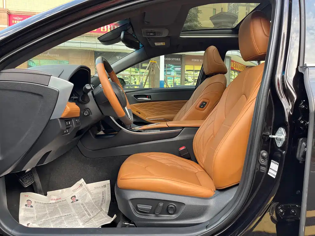 TOYOTA AVALON 2019