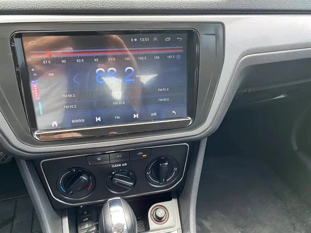 VOLKSWAGEN LAVIDA 2018