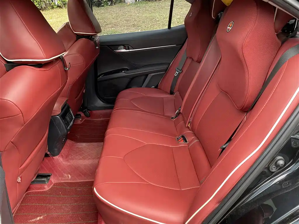 TOYOTA CAMRY 2023