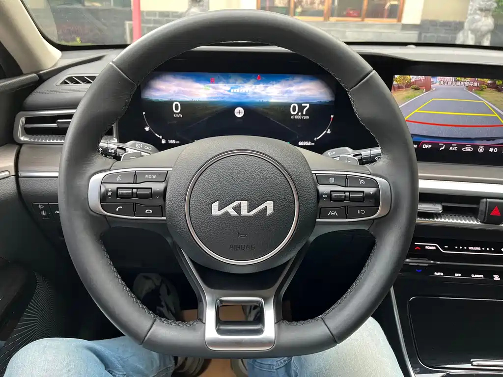 KIA K5 2021