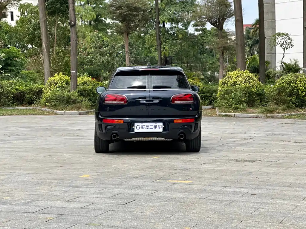 MINI CLUBMAN 2022