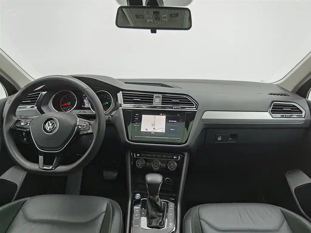 VOLKSWAGEN TIGUAN L 2020