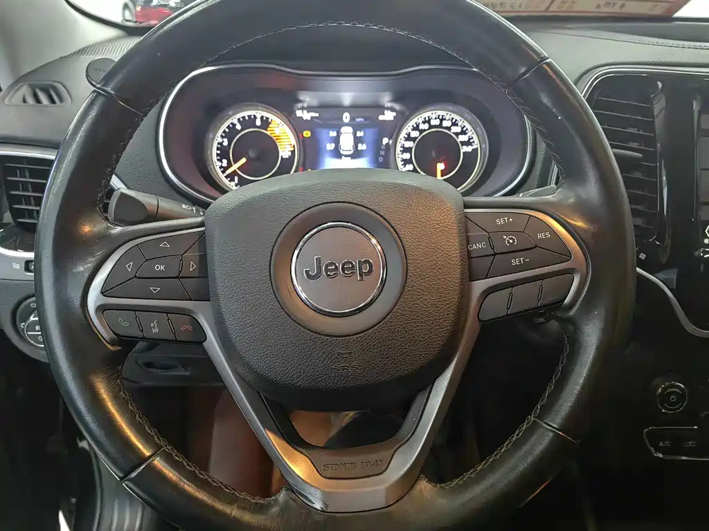 JEEP CHEROKEE 2019
