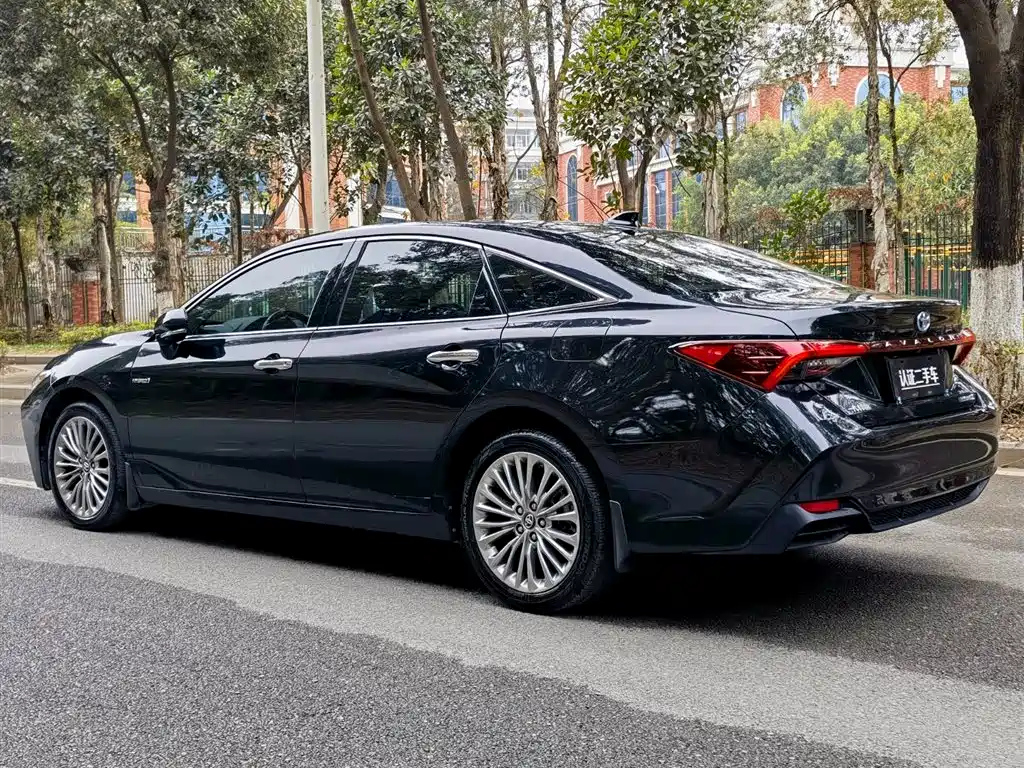 TOYOTA AVALON 2021