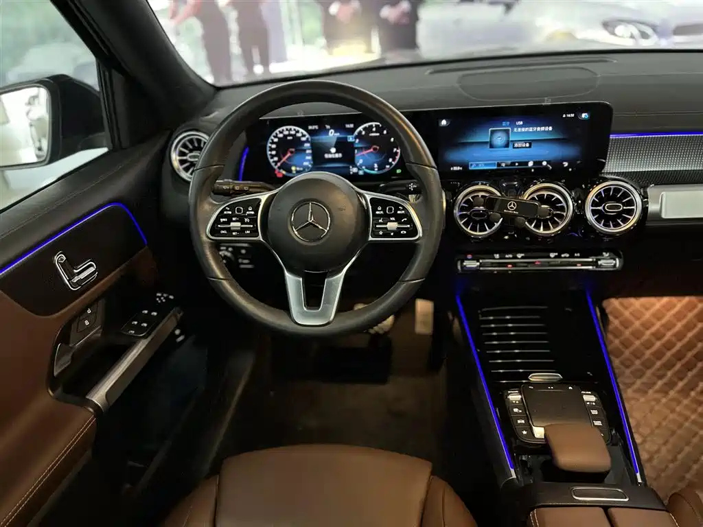 MERCEDES BENZ GLB 2022