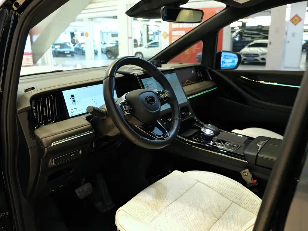 TRUMPCHI M8 2023