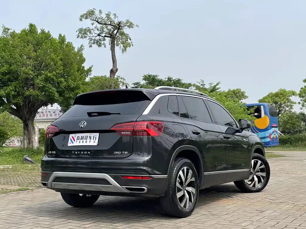 VOLKSWAGEN TAYRON 2022