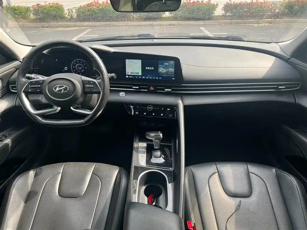 HYUNDAI ELANTRA 2021