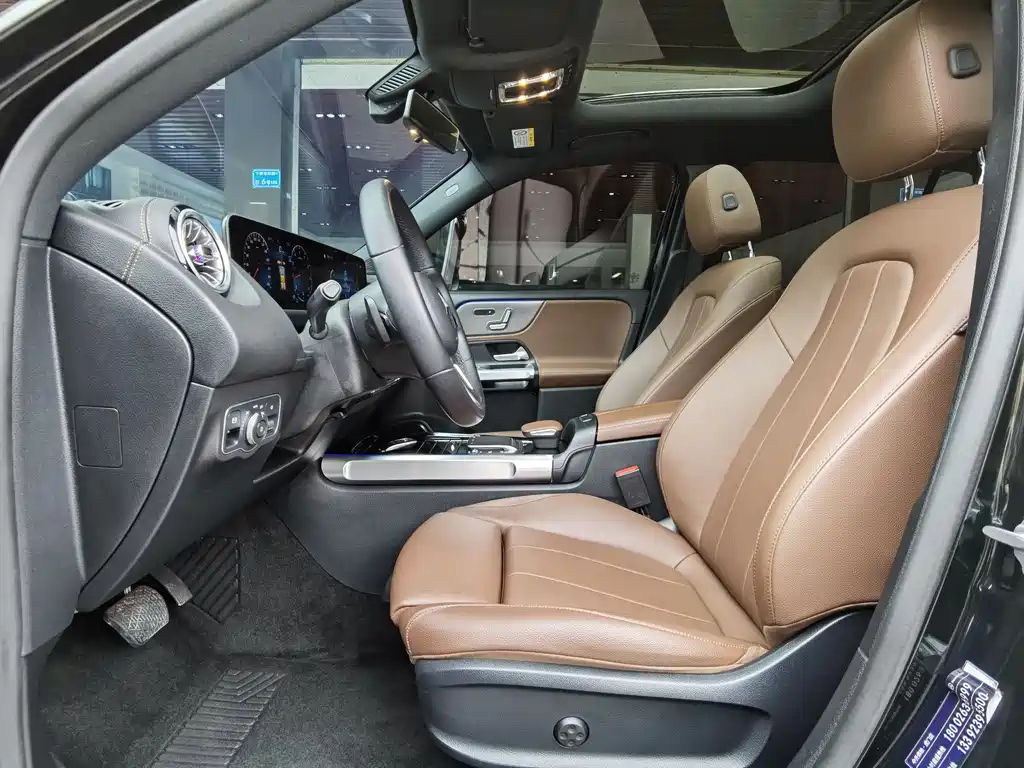 MERCEDES BENZ GLB 2020
