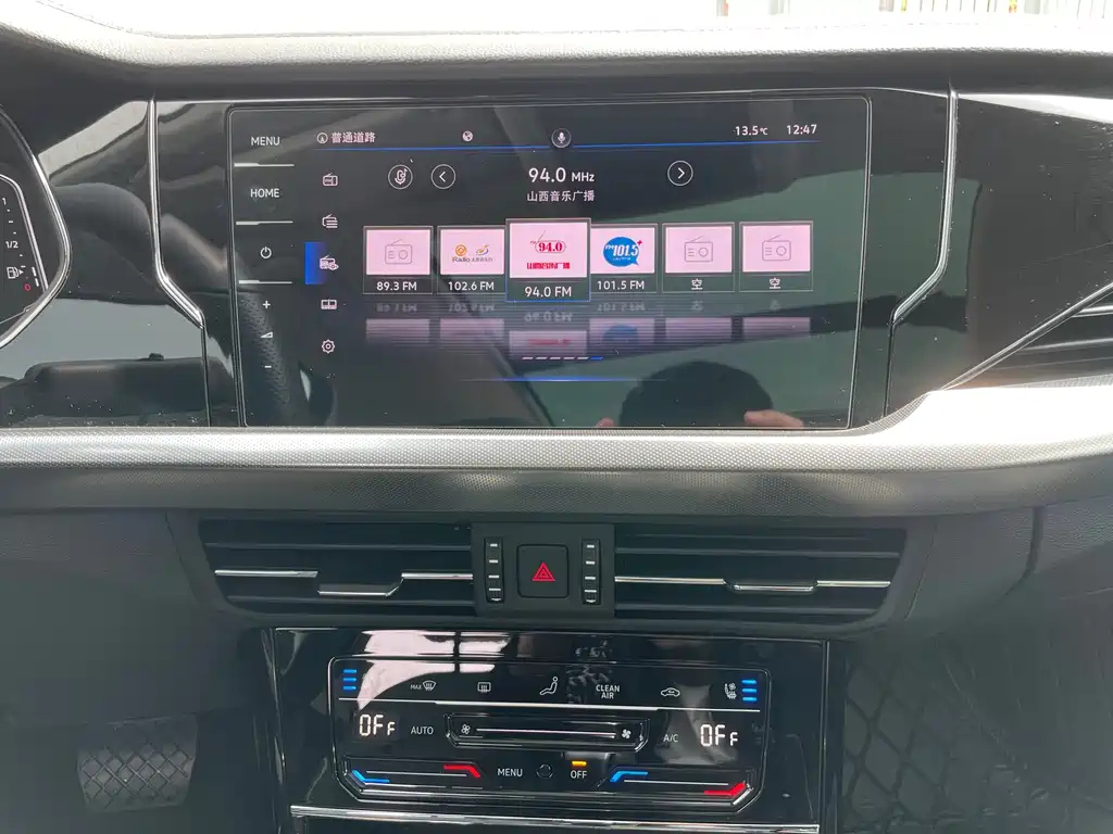 VOLKSWAGEN PASSAT 2022