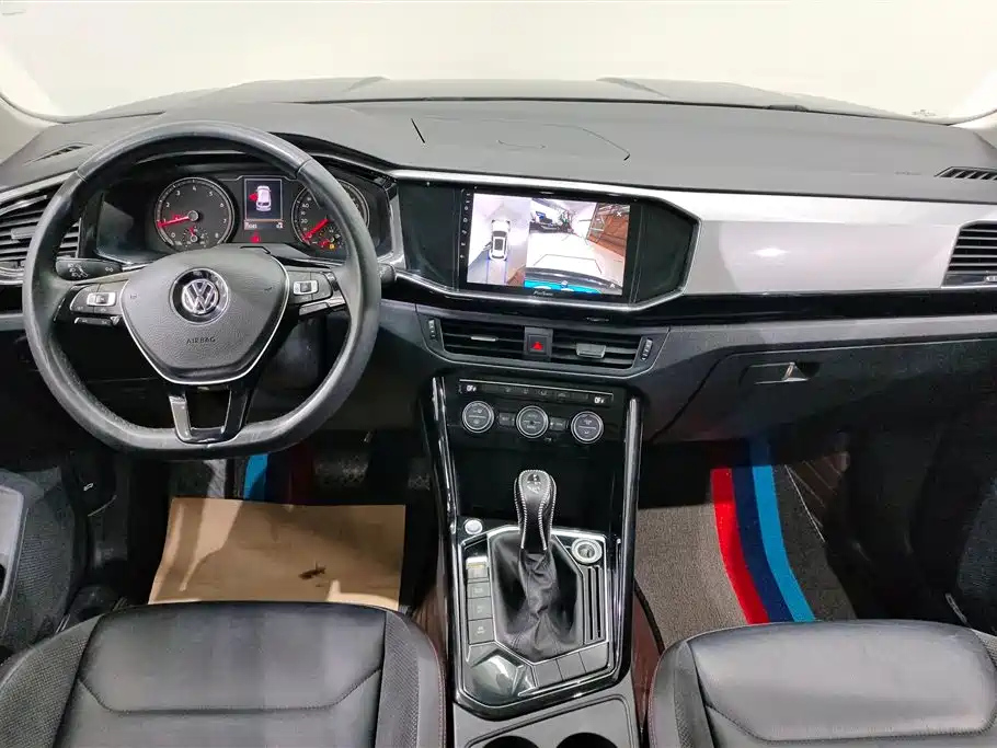 VOLKSWAGEN TAYRON 2020