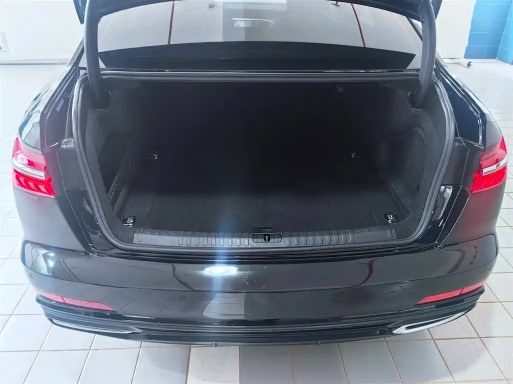 AUDI A6L 2020