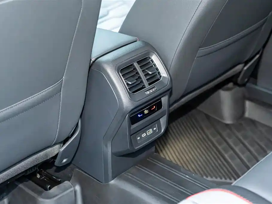 VOLKSWAGEN TIGUAN L 2022