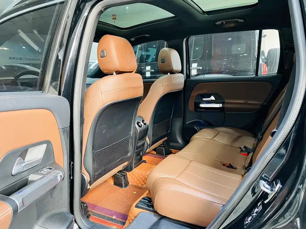 MERCEDES BENZ GLB 2021