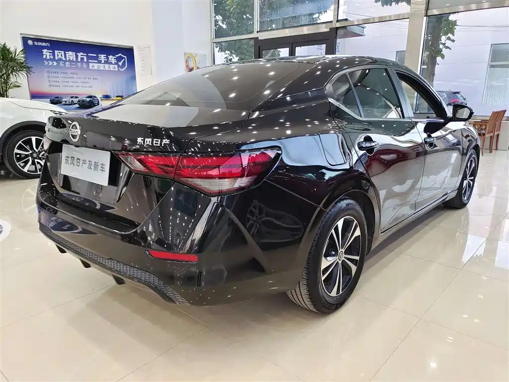 NISSAN SYLPHY 2021