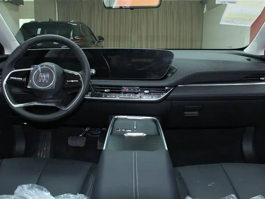 BUICK LACROSSE 2024