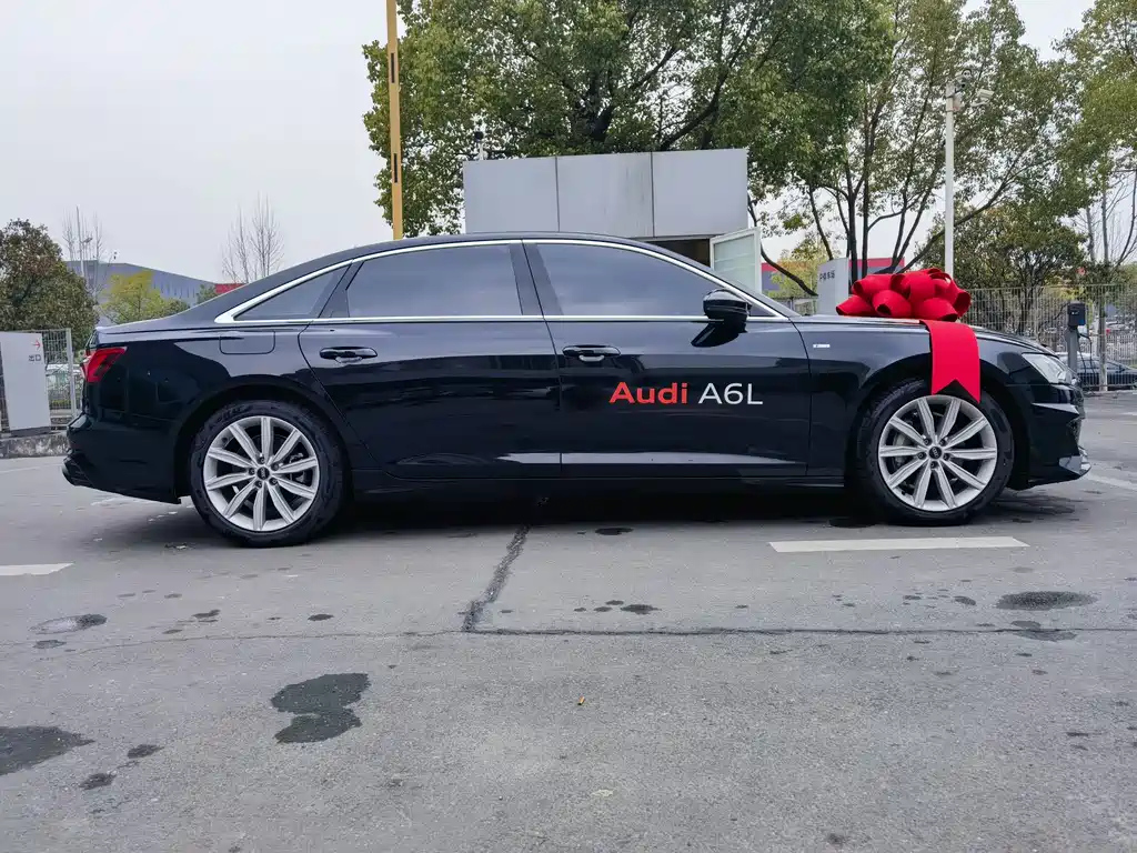AUDI A6L 2023