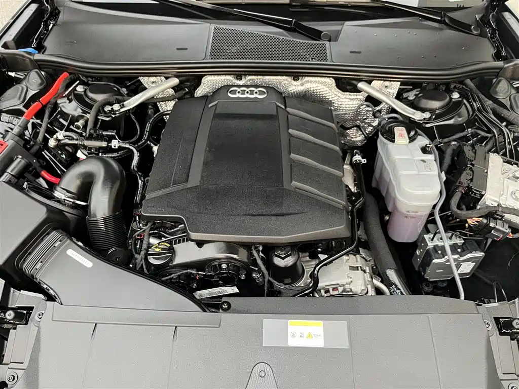 AUDI A6L 2023