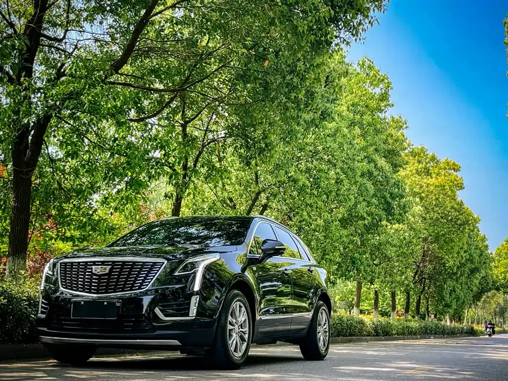 CADILLAC XT5 2021
