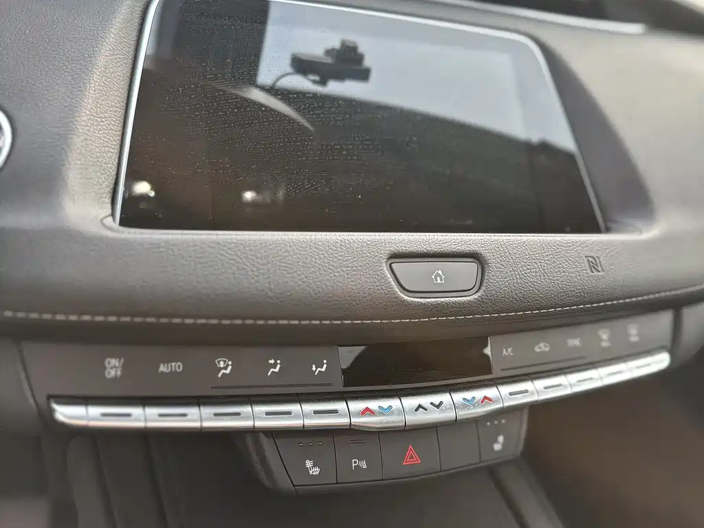 CADILLAC XT4 2021