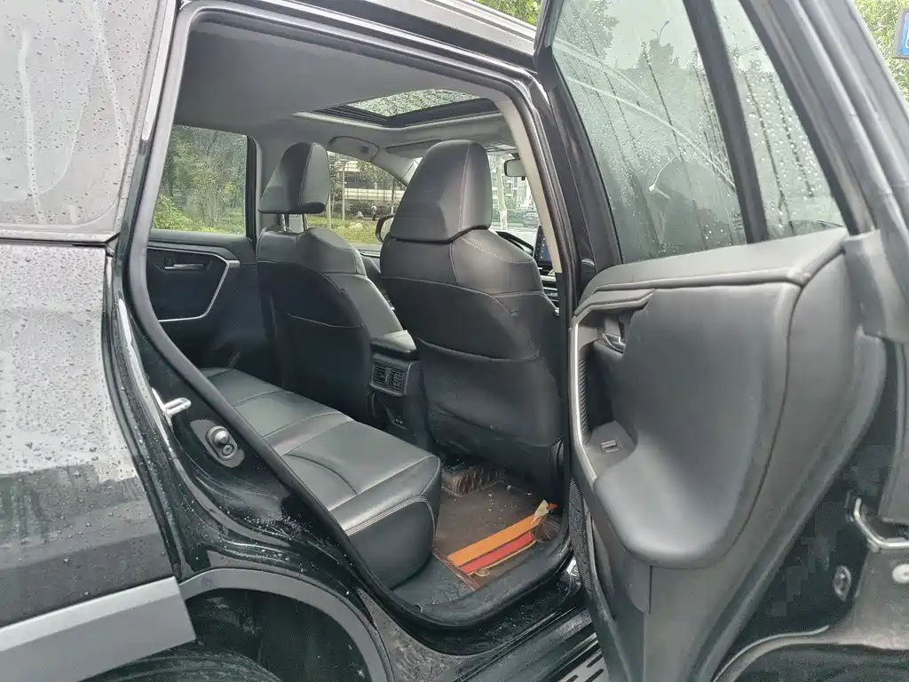 TOYOTA RAV4 RONGFANG 2022