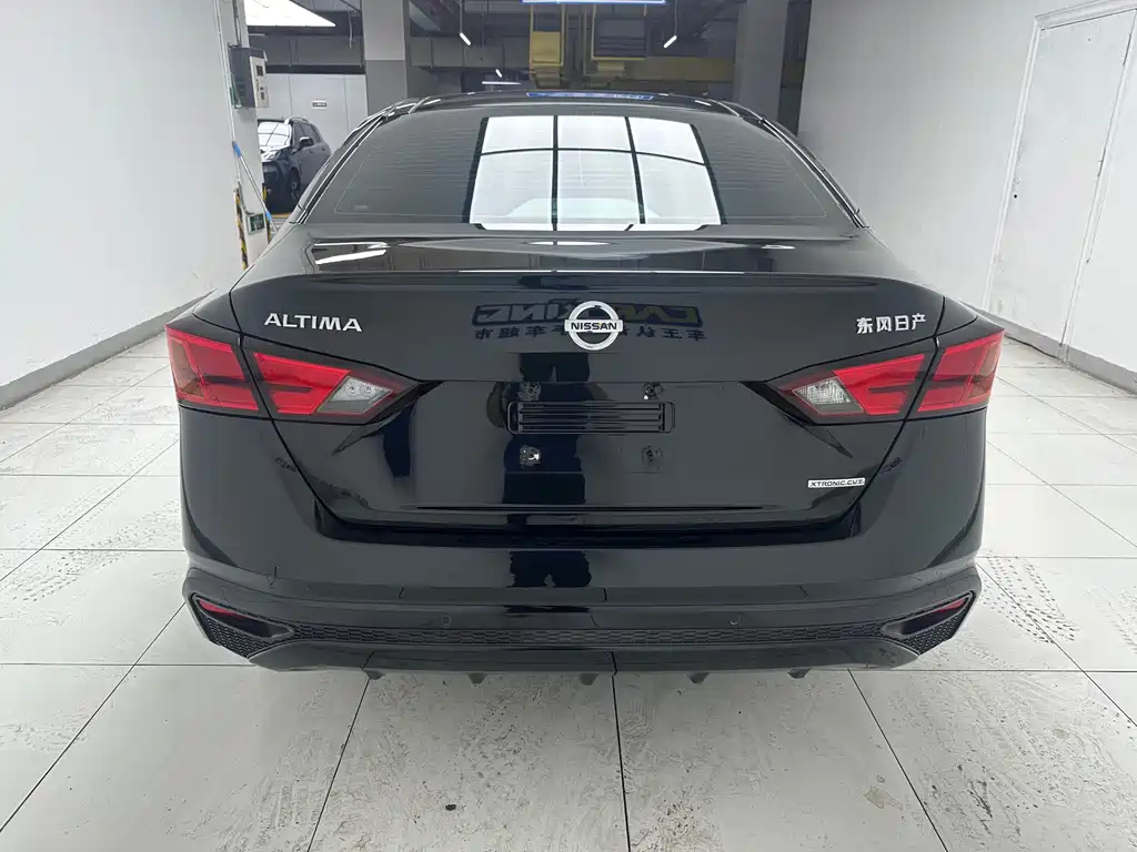 NISSAN TEANA 2022