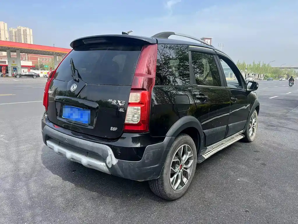 DONGFENG JOYEAR X5 2016