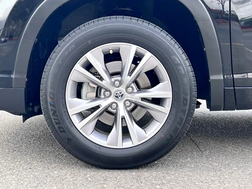 TOYOTA HIGHLANDER 2016