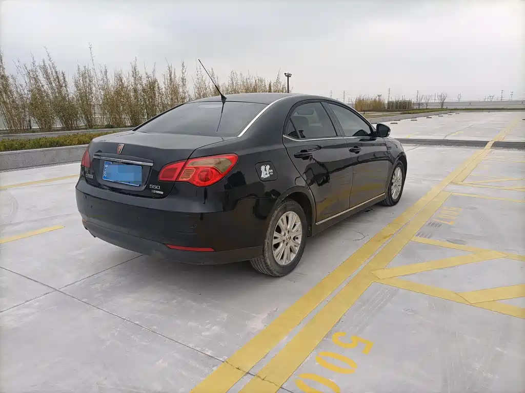 ROEWE 550 2012