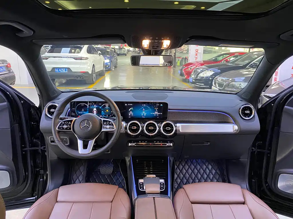 MERCEDES BENZ GLB 2020