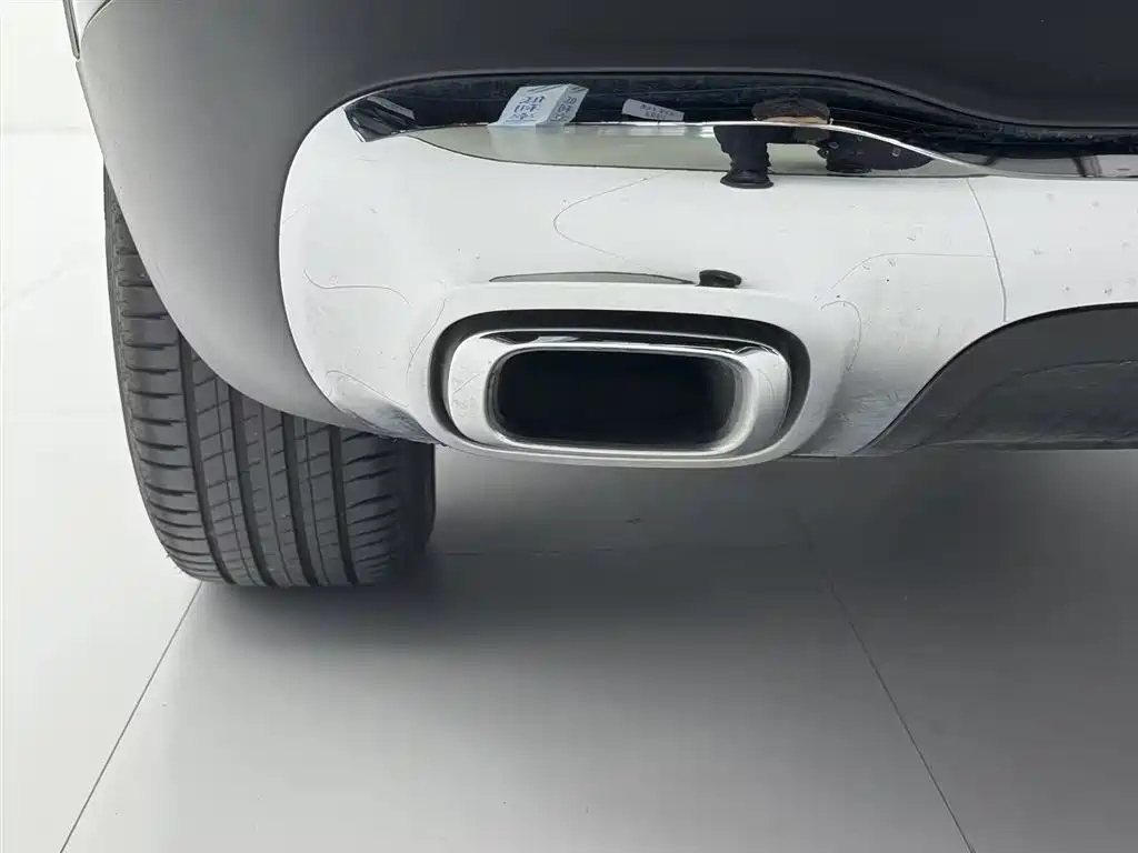 MERCEDES BENZ GLB 2023