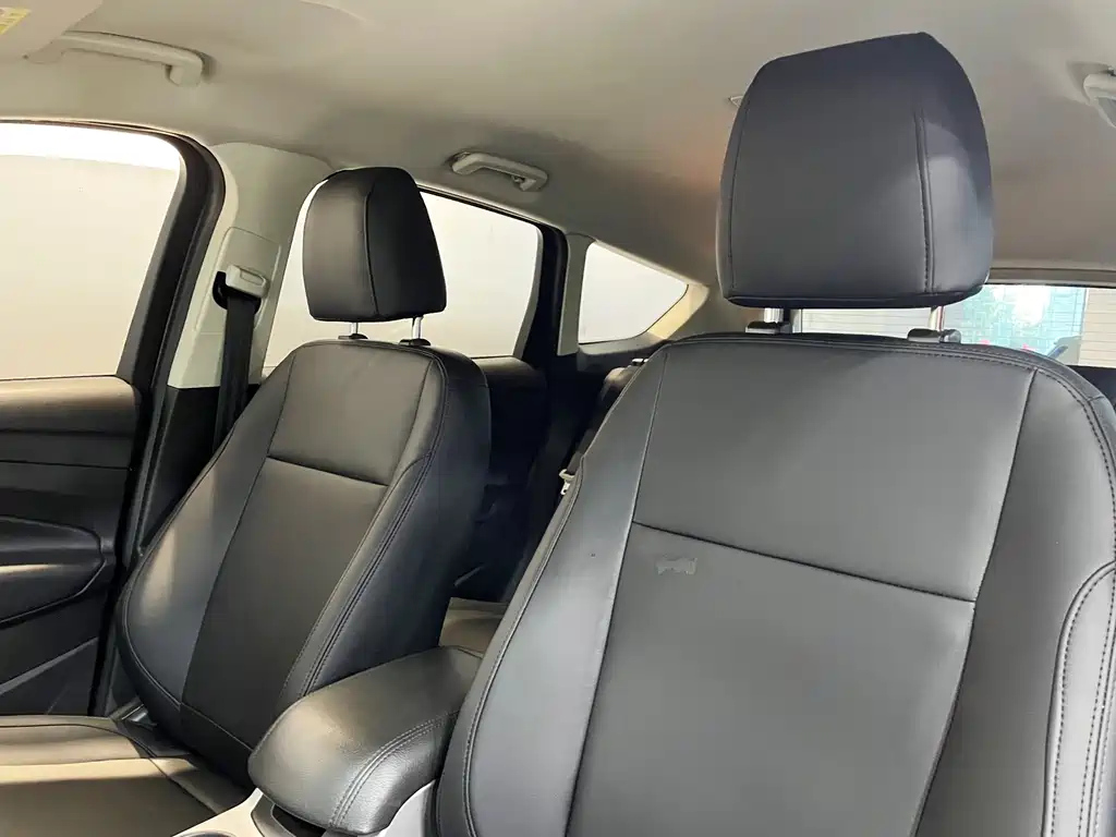 FORD ESCAPE 2016
