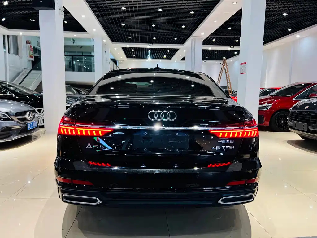 AUDI A6L 2020