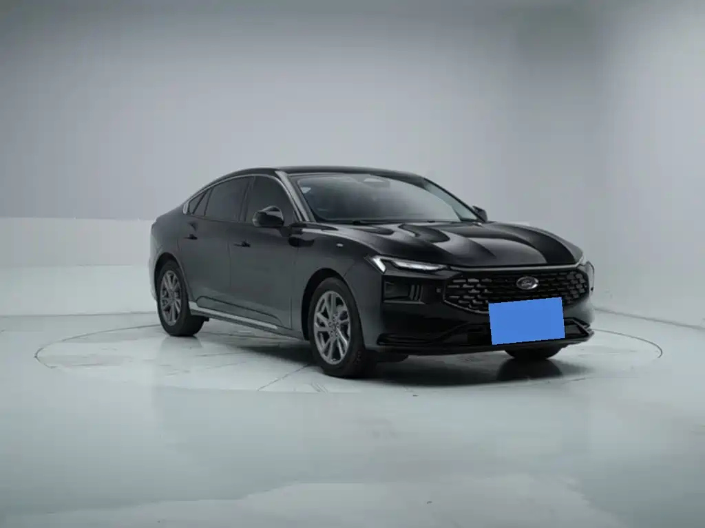 FORD MONDEO 2023