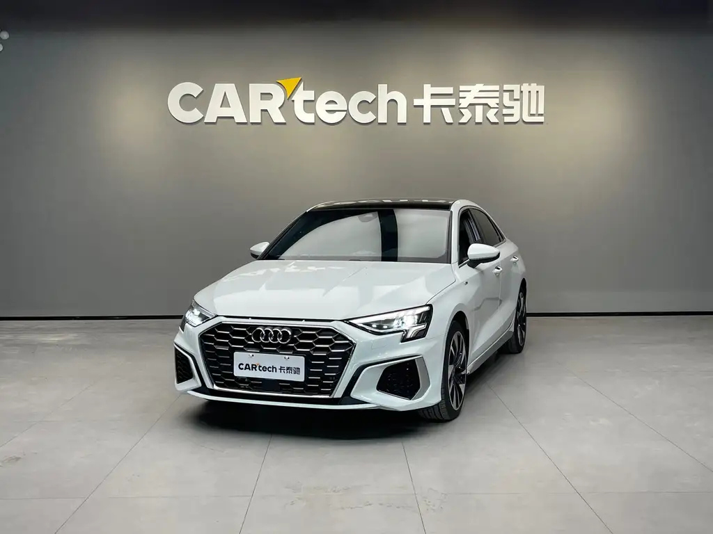 AUDI A3 2023