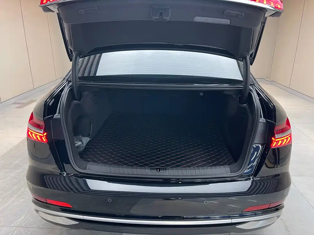 AUDI A6L 2023