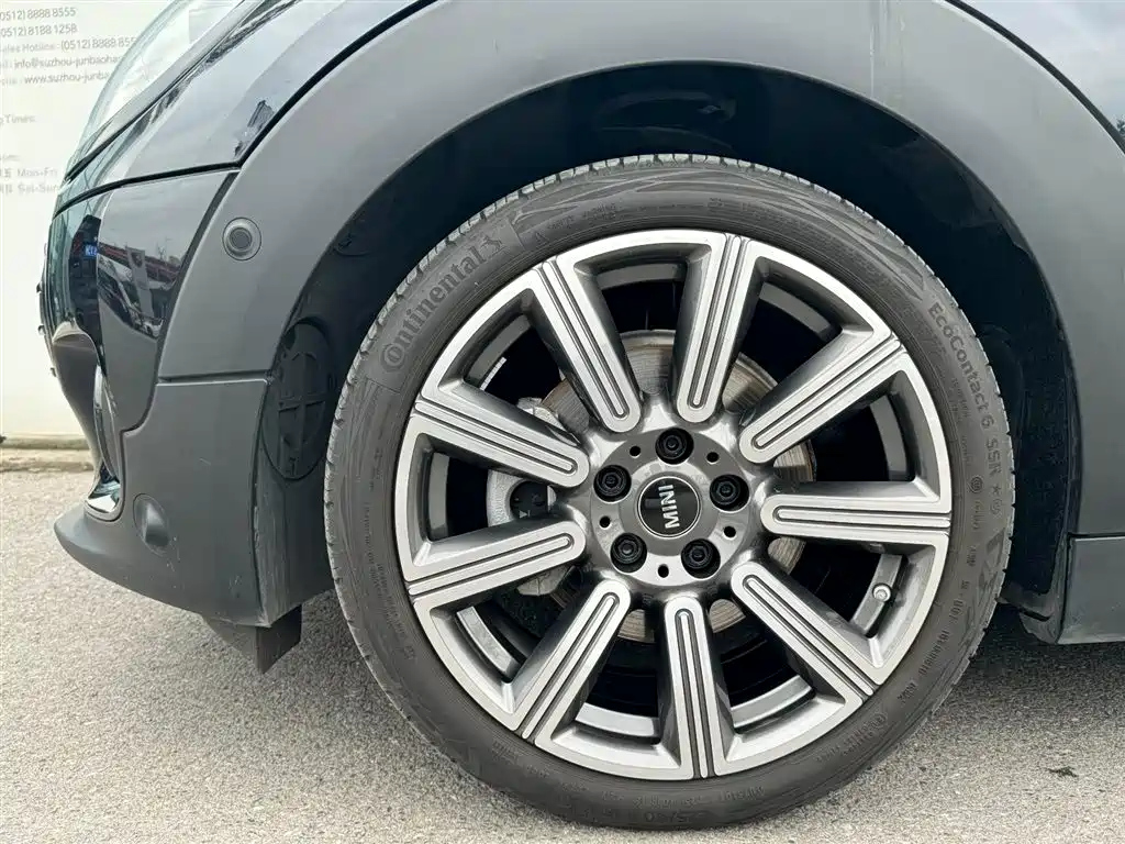 MINI CLUBMAN 2022
